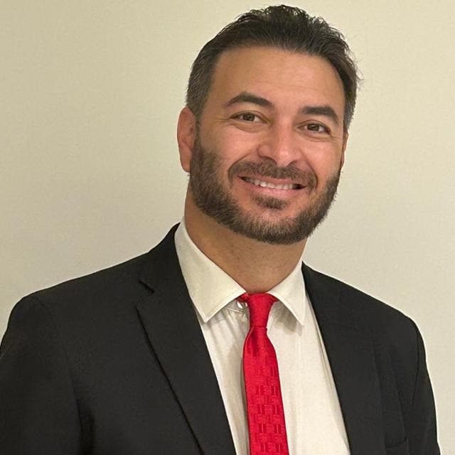Dr. Thiago de Almeida Silva